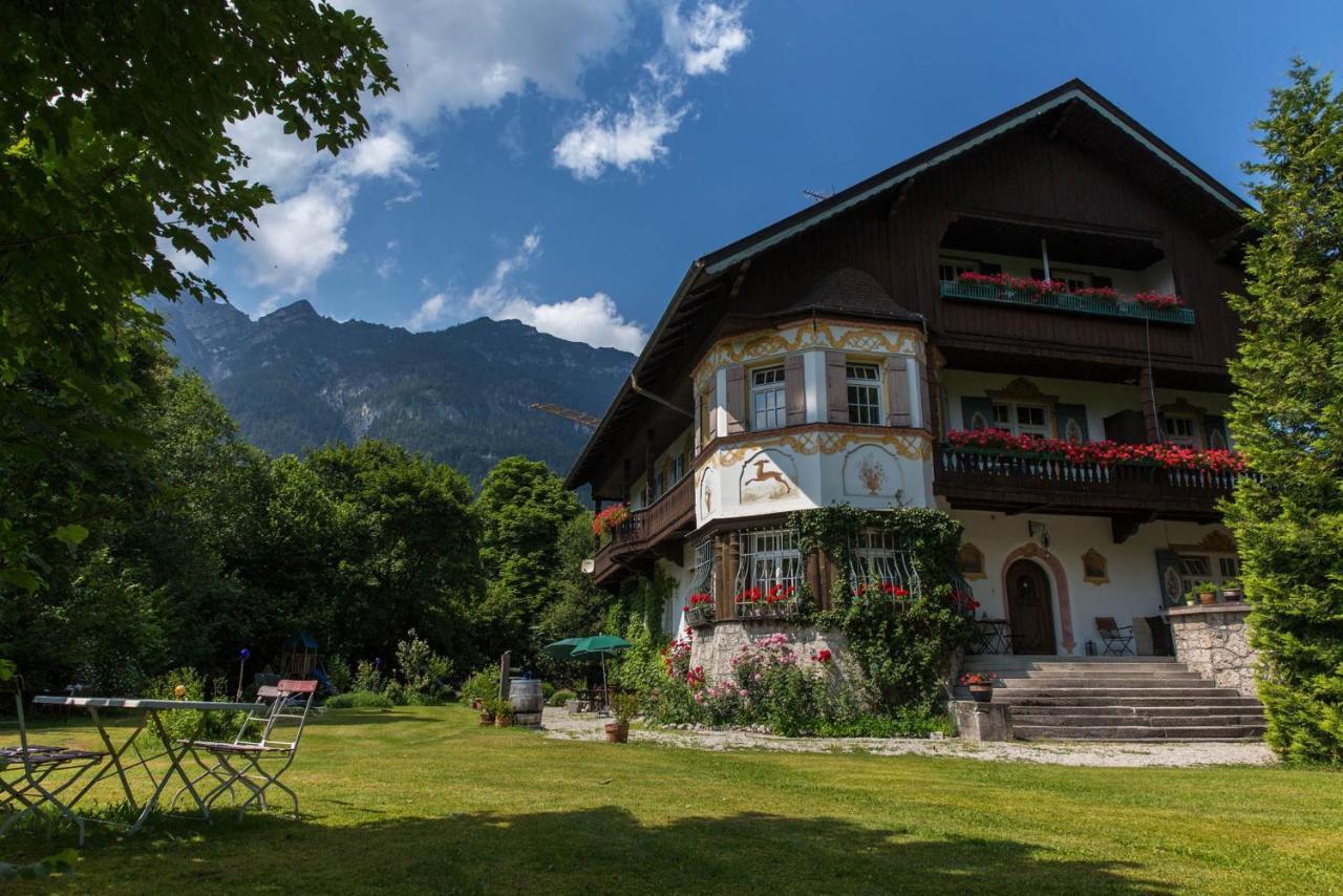Gaestehaus Hohe Tannen Garmisch-Partenkirchen Exterior photo
